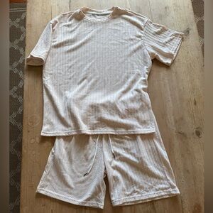 Amazon Men's Short Sleeve Tee and Shorts Set - Cream